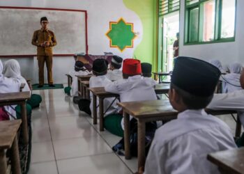 Pastikan TPG Ratusan Ribu Guru Madrasah Cair Bulan Ini