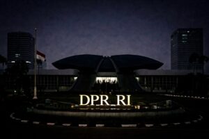 Lampu Gedung DPR Dimatikan Maksimal Pukul 8 Malam