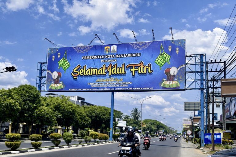 Tanpa Foto Wali Kota, Baliho Idulfitri Banjarbaru Dipuji Lebih Sederhana dan Fokus Pesan