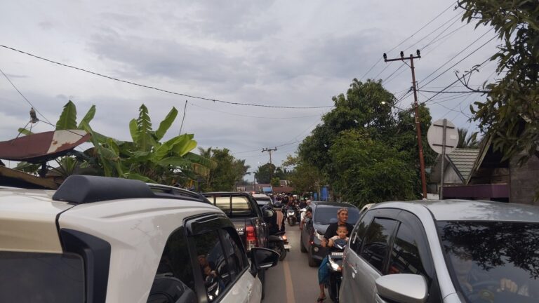 Jalan Alternatif BJM-Banua Anam Mengalami Kemacetan Pada Arus Mudik Lebaran 2026. Ini Penyebabnya!