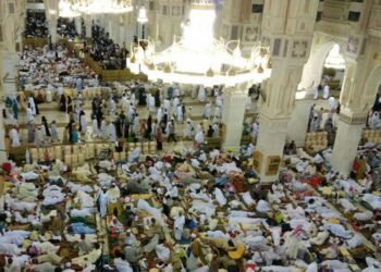 Arab Saudi Perkuat Layanan Itikaf di Masjidil Haram dan Nabawi
