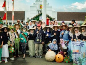 Pemko Banjarbaru Gelar Gerakan Pangan Murah dan Bagikan Sayuran Gratis
