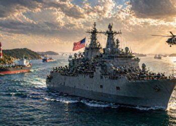 Kapal perang AS beroperasi di Selat Malaka