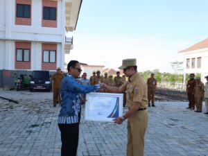 Dinas Sosial Kalsel terima hasil predikat terbaik dalam penilaian kepatuhan pelayanan publik tahun 2025