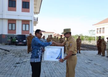 Dinas Sosial Kalsel terima hasil predikat terbaik dalam penilaian kepatuhan pelayanan publik tahun 2025