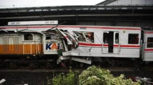 Kecelakaan kereta api di Bekasi Timur