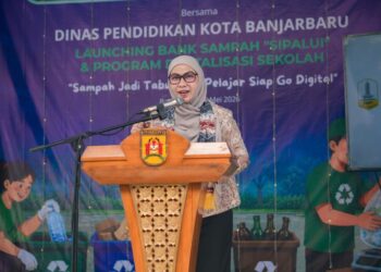 Wali Kota Banjarbaru Luncurkan Bank Sampah Digital “SIPALUI”
