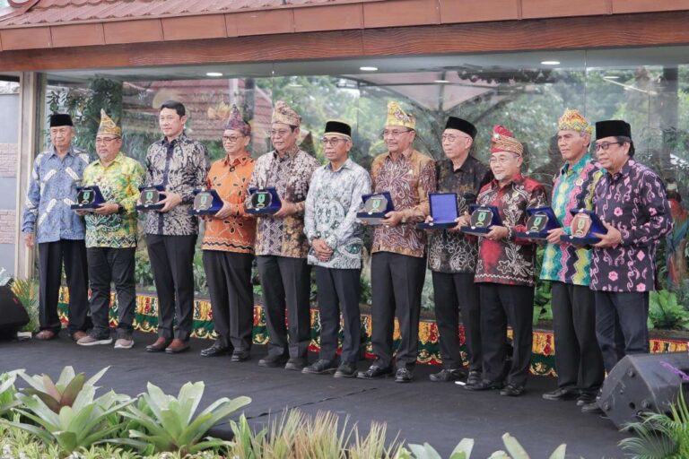 Supian HK dan 26 Anggota DPRD Kalsel Meriahkan Halal Bihalal Bubuhan Banjar di Jakarta