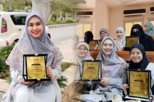 Oki Setiana Dewi