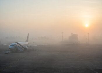 Kabut Tebal Ganggu Operasional Bandara Syamsudin Noor