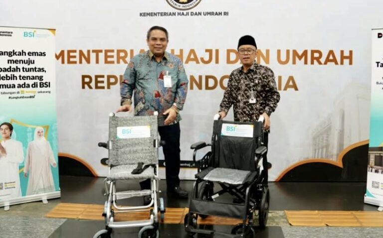 Menjelang Puncak Haji, BSI Berikan Bantuan 600 Kursi Roda untuk Jemaah Haji di Makkah