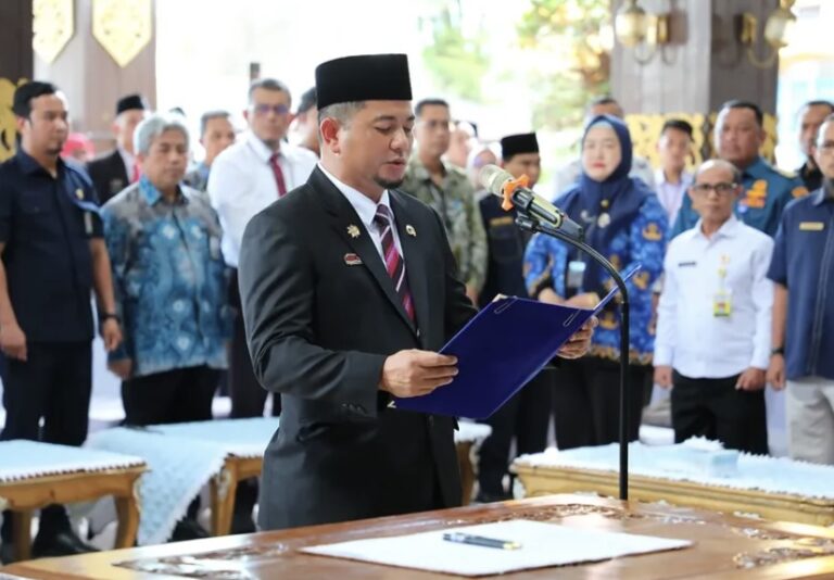 Baru Dua Bulan Pimpin DLH, Ichrom Muftezar Kini Dipercaya Jadi Sekda Kota Banjarmasin