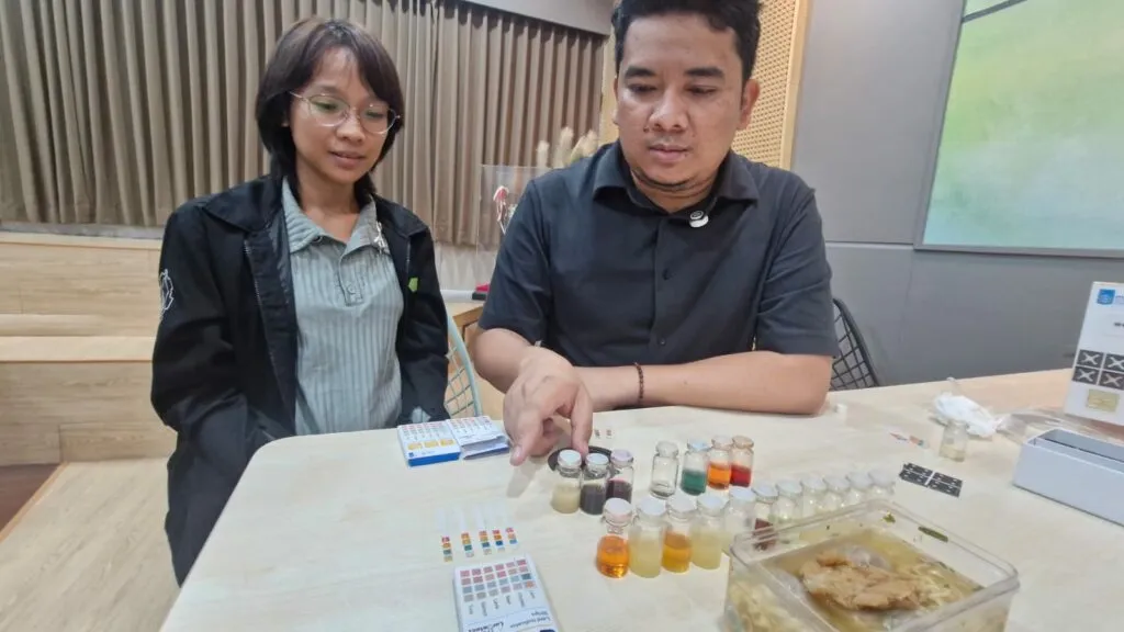 ITS buat pendeteksi minyak babi