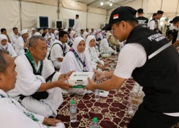 pembagian makanan jemaah haji