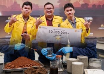 Mahasiswa FTUI raih Juara 1 Lomba Poster Ilmiah MINERBA Convex 2025