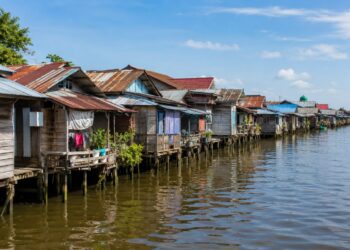 Ratusan WC Sehat Dibangun di Kawasan Bantaran Sungai Banjarmasin