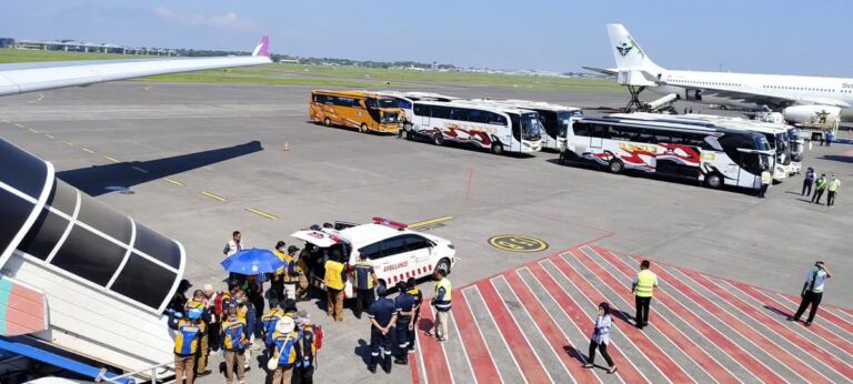 Dua Jemaah Haji Embarkasi Surabaya Wafat Saat Perjalanan Pulang ke Indonesia. Diduga Karena Hal Ini!