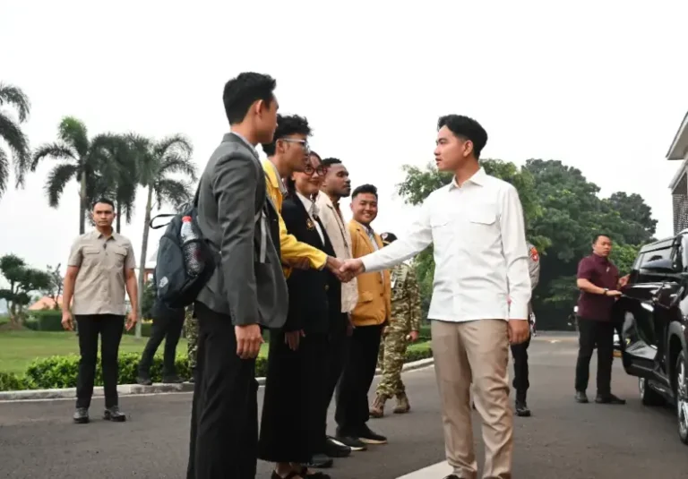 Gibran Ajak Mahasiswa Kunker ke Wilayah Indonesia Timur, Mulai dari UI hingga Unsoed