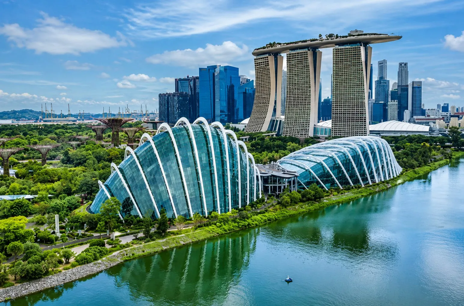 Warga Singapura Bakal Terima Bantuan Tunai