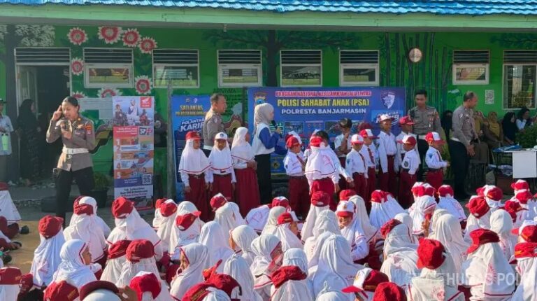 Satlantas Polresta Banjarmasin Tanamkan Budaya Tertib Berlalu Lintas Sejak Dini Lewat Polisi Sahabat Anak