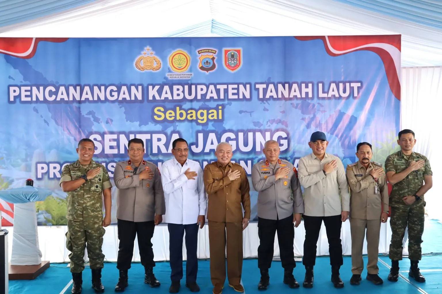 Pencanangan di Desa Banyu Irang, Kecamatan Bati-Bati.
