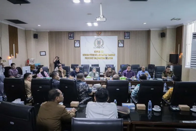 rapat DPR PLN Kalsel