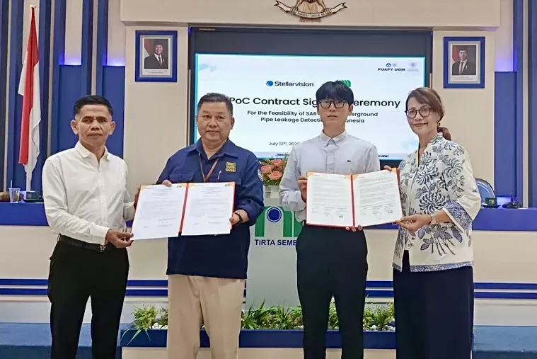 Penandatanganan perjanjian uji coba antara PDAM Tirta Sembada Sleman, UGM, dan Stellarvision