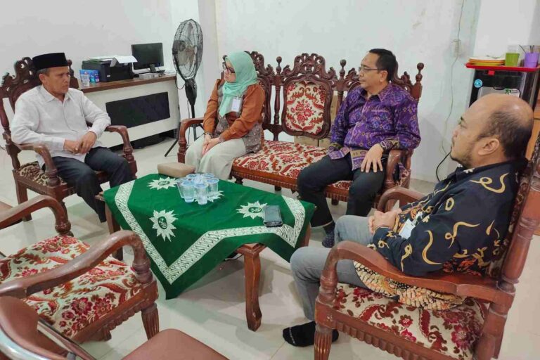 Memulai Tugas Baru di Banjarmasin, ISE Manager BSI Regional IX Kalimantan Kunjungi Masjid Al Jihad