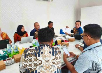 Pertemuan Ombudsman Kalsel dengan PT PLN UP3 Banjarmasin, PT PLN ULP Lambung Mangkurat, PT PLN ULP Ahmad Yani dan PT PLN ULP Banjarbaru di Kantor Ombudsman RI Kalsel