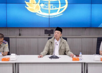 Menteri ATR/Kepala BPN, Nusron Wahid, dalam konferensi pers di Aula PTSL Kementerian ATR/BPN, Jakarta, Senin [3/8]