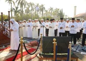 Pelaksanaan Salat Istisqa di Masjid Raya Sabilal Muhtadin Banjarmasin