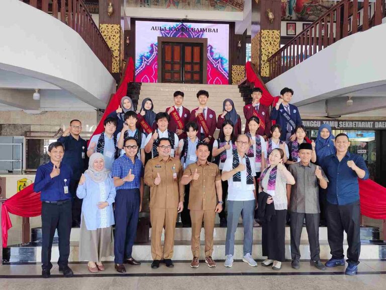 Pertama Kalinya, Siswa-siswi MITA International School Jepang Lakukan Pertukaran Pelajar di Sekolah Al Mazaya dan Bertemu Wali Kota Banjarmasin