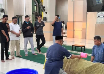 Pelatihan Pemulasaran Jenazah oleh Amanah Medical Centre di Masjid Al Jihad Banjarmasin