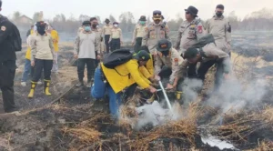 Mahasiswa ULM bantu tangani karhutla