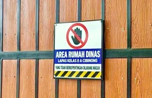 Gerbang Lapas Kelas IIA Cibinong, Bogor