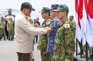 Penganugerahan Satyalancana Dharma Samudera kepada militer Jepang