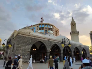 Masjid Al-Ghamamah