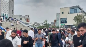 Warga muslim di Korea Selatan melaksanakan salat Jum’at di Masjid Pusat Seoul