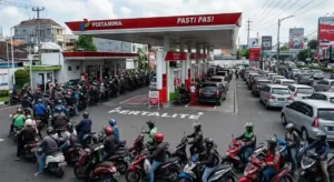 Pertalite di SPBU Surabaya Kosong