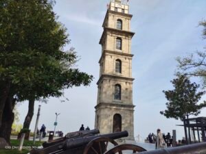 Menara jam Tophane di Bursa Turki (Foto: mu4.co.id)