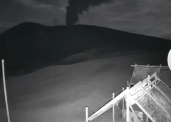 Erupsi Gunung Anak Krakatau
